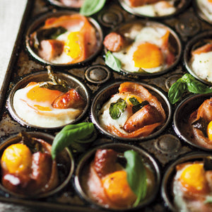 Breakfast Canapés with Sausage and Egg