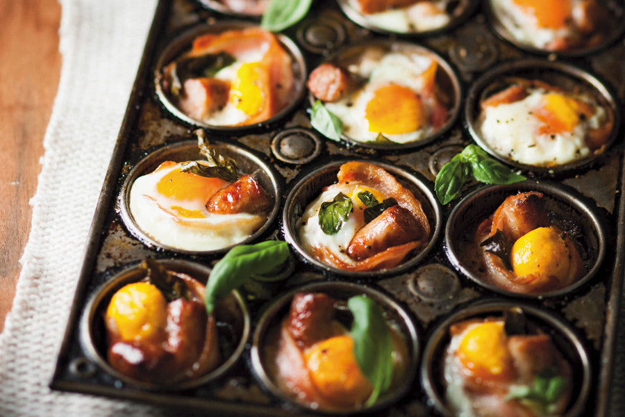 Breakfast Canapés with Sausage and Egg