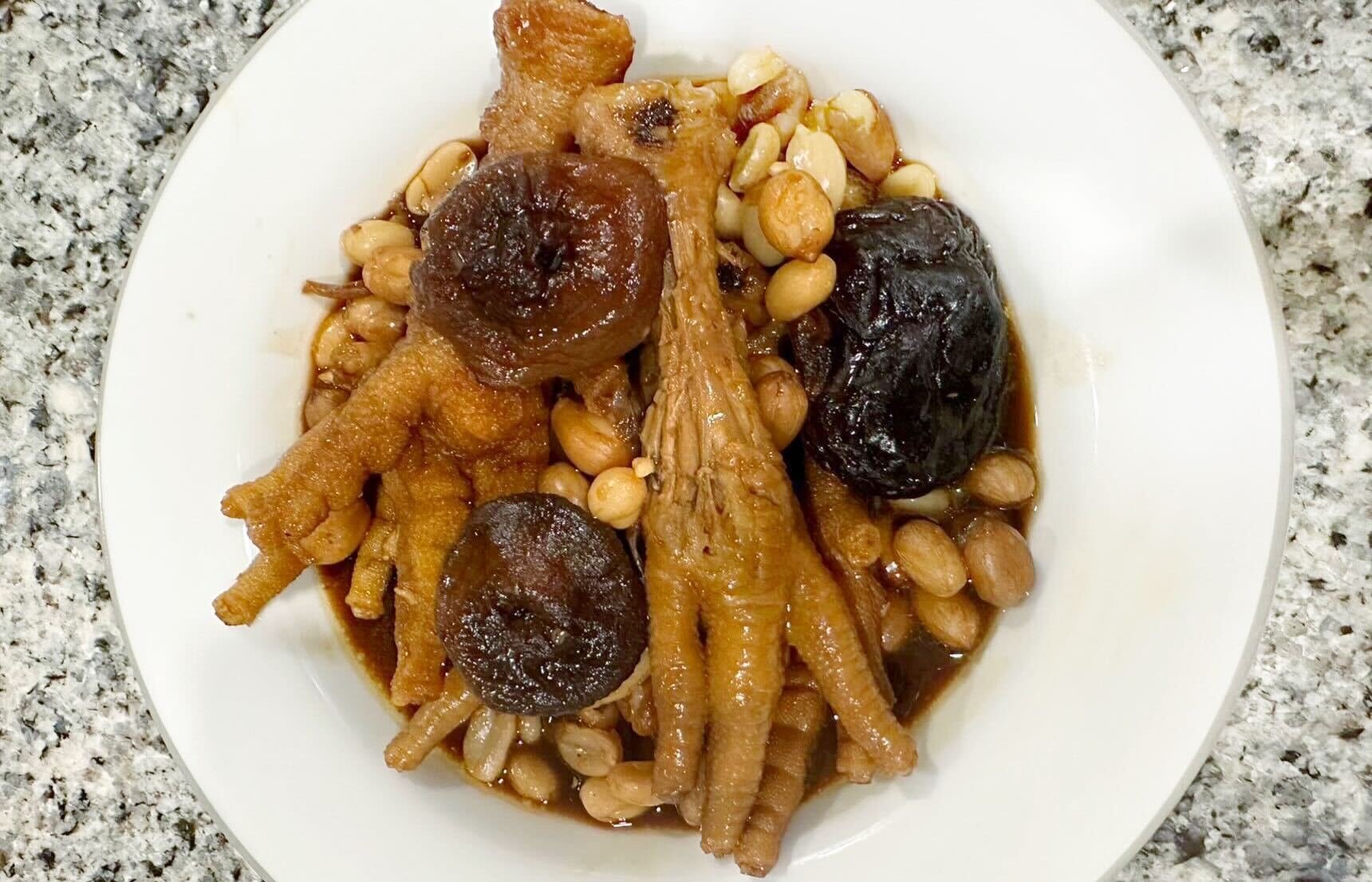 Braised Chicken Feet with Peanuts and Shiitake Mushrooms