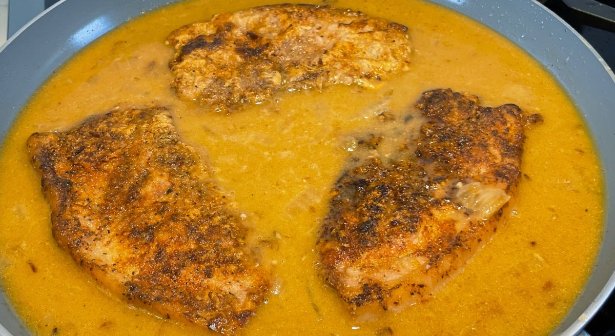 Southern Boneless Pork Chops & Gravy