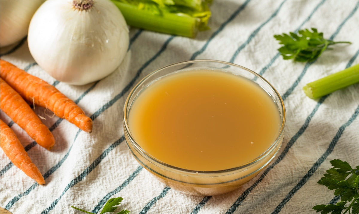 Simple Chicken Broth